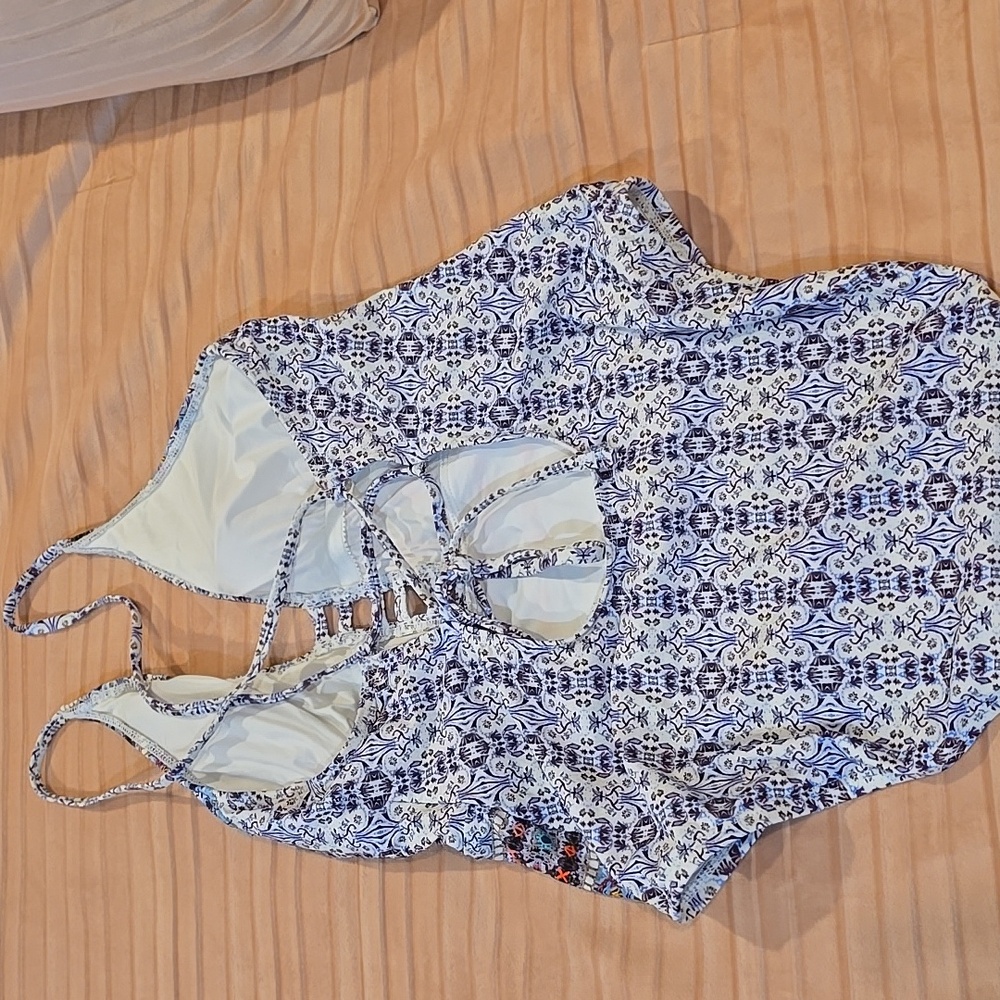 La Blanca multicolor Swimsuit - Picture 3 of 3
